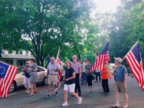 美国文化 | 美国人怎么过美国国旗日（Flag Day）？