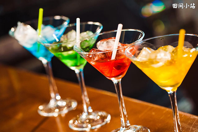 透过酒杯看鸡尾酒cocktail如何塑造英语