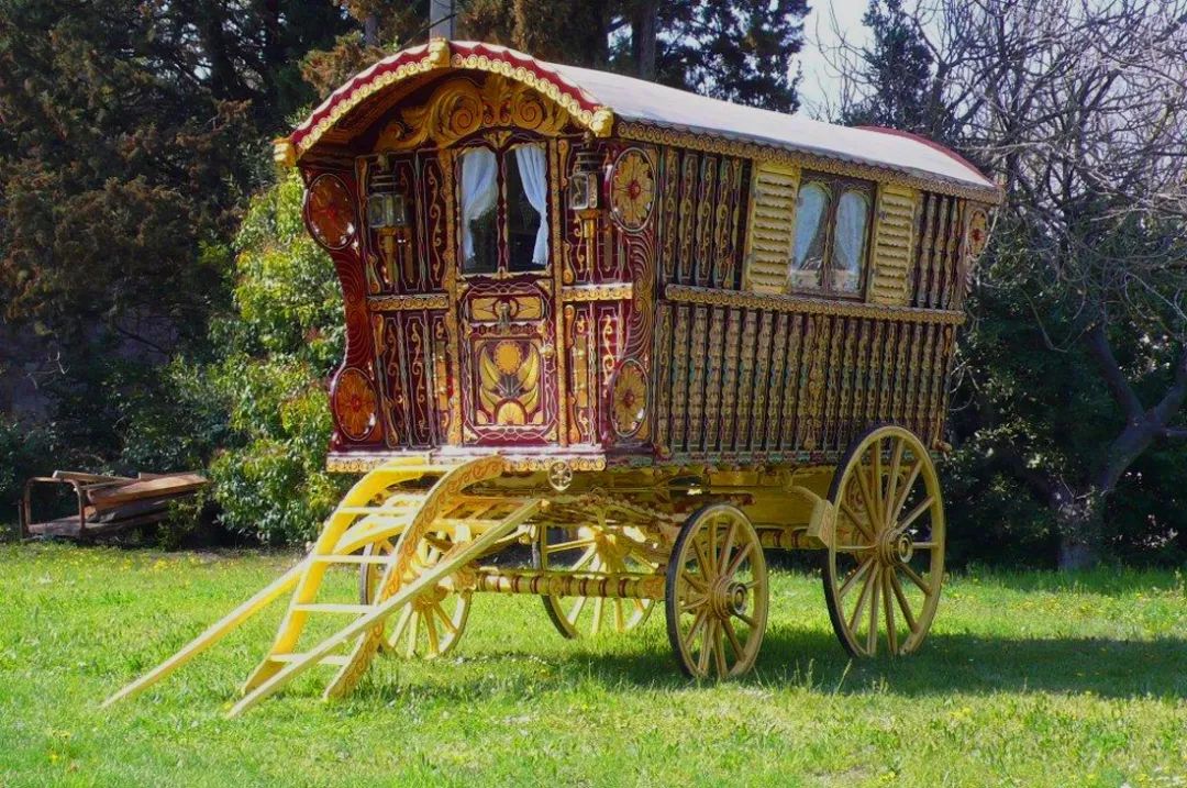 翻译研究 | Caravan与“大篷车”
