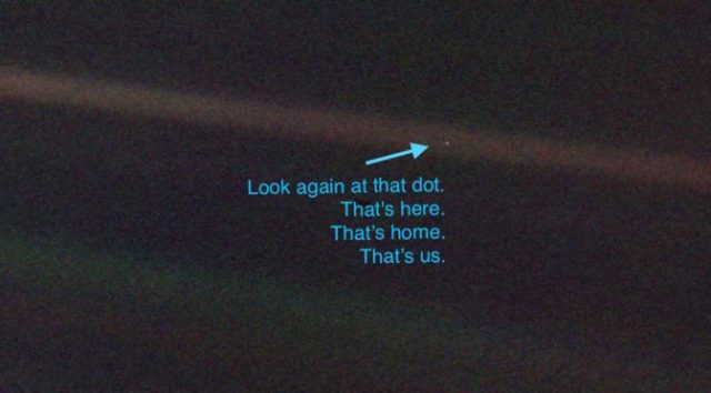 Pale Blue Dot（暗淡蓝点）